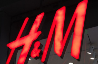 Распродажа в H&M с 1 августа 2022 года – как купить одежду перед закрытием сети?